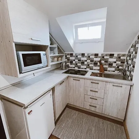 чорногірський вітер Lodge *