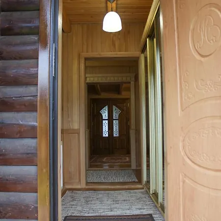 чорногірський вітер Lodge *